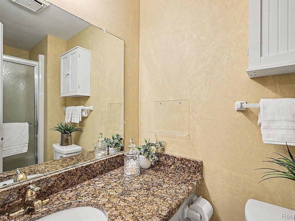 7320 Balsam Ct, photo 24