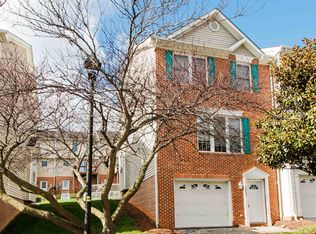 2960 Crystal Spring Ln, Harrisonburg, VA 22801