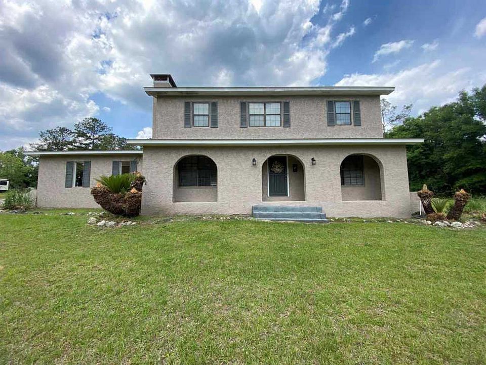 1st image of 7118 Blueberry Hill Dr