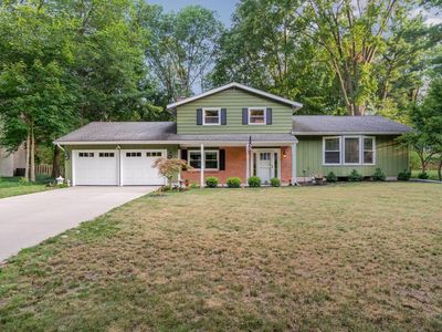 1303 Bayberry Ln, Midland, MI, 48640