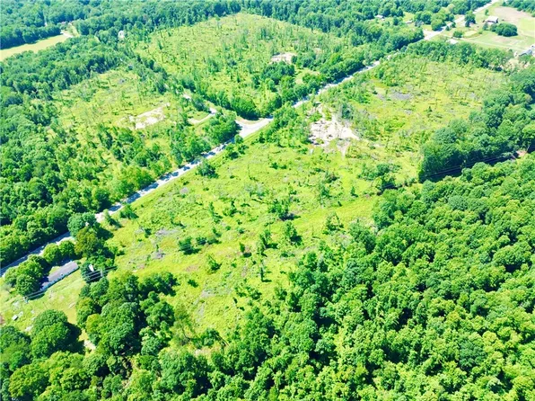 5673 Perry Hwy, Volant, PA 16156