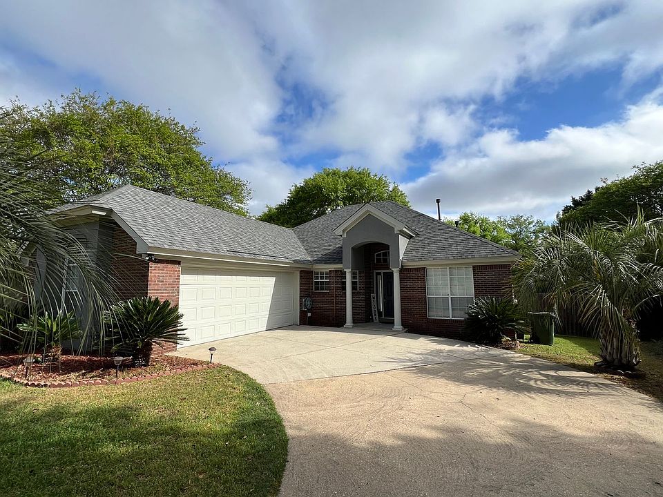 1st image of 949 Autumn Ridge Rd