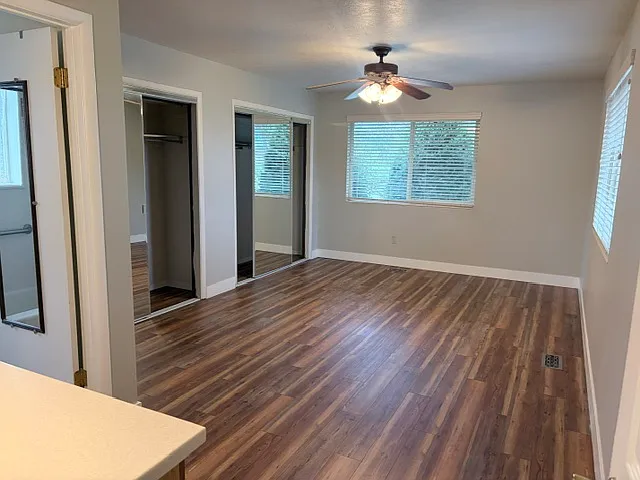 10185 S Chattel Cir — Photo 19