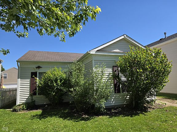 2nd image of 942 Brookstone Dr