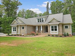 3057 Maple Lake Rd, Powhatan, VA 23139