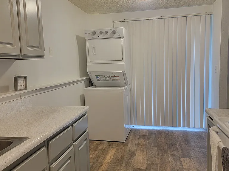 Narrows Ridge Apartments — Photo 10