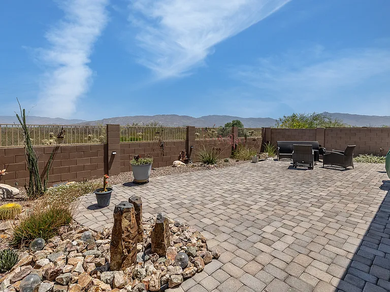 12088 E Ryscott Cir — Photo 44