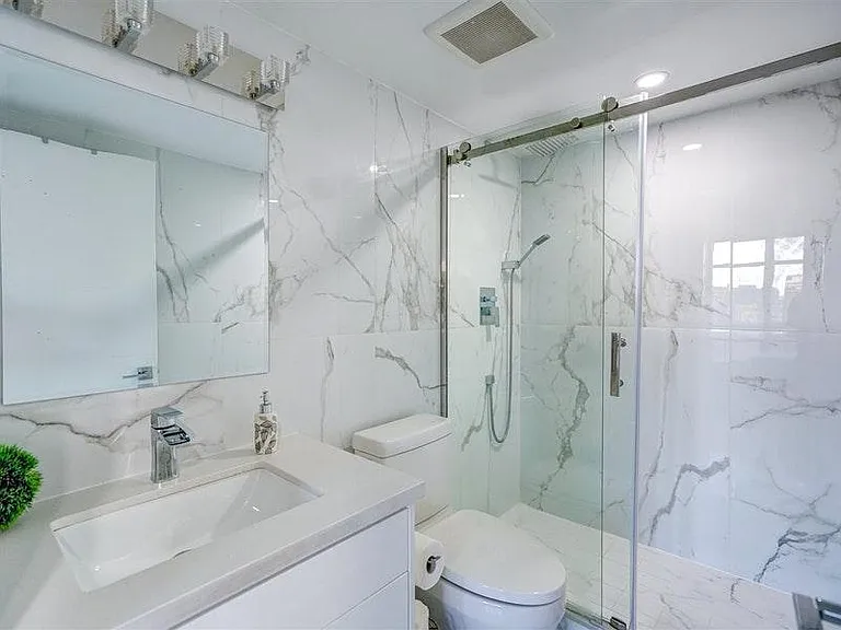 1200 Alberni St #1701 — Photo 4