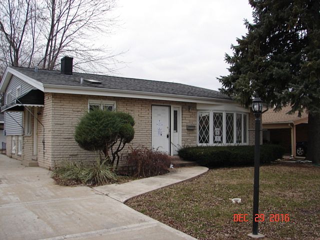 1st image of 1080 Seymour Ave