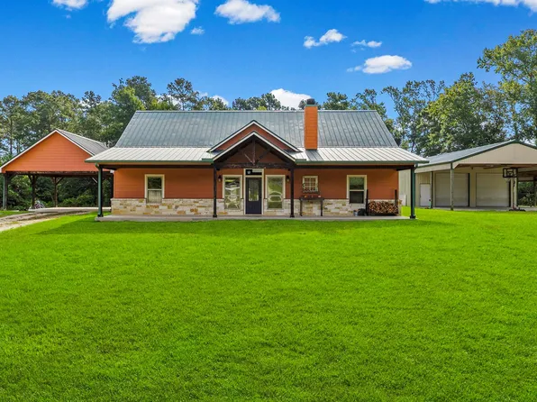 1034 Nursery Rd, Livingston, TX 77351