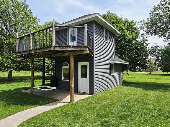 3rd image of 2988 Cottonwood Pl
