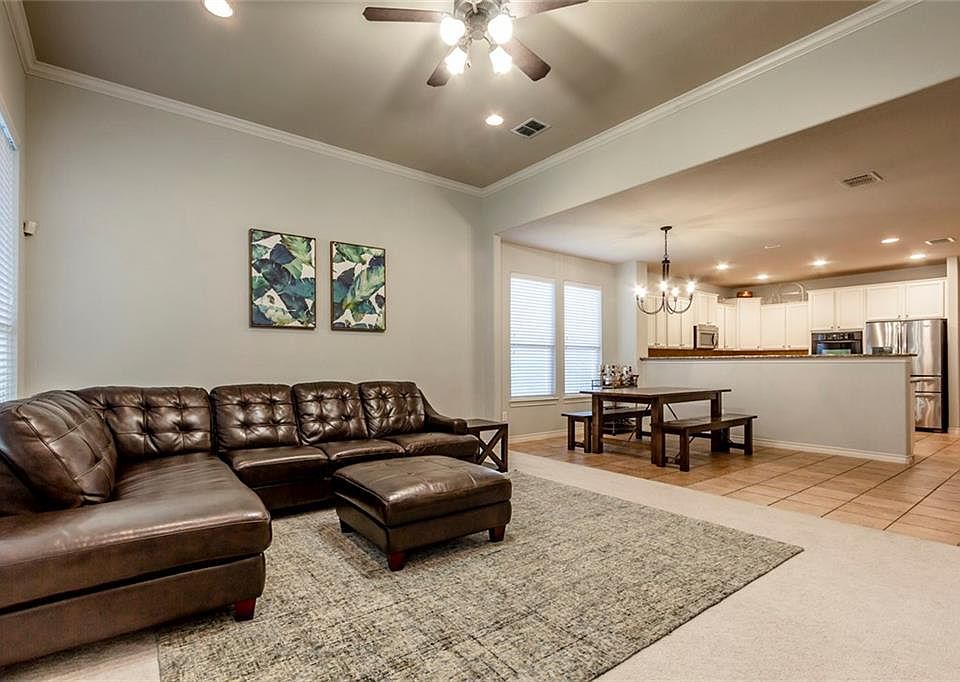 1st image of 2724 Bay De Vieux Dr