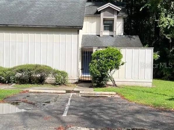 319 SW 54th Dr #319, Gainesville, FL 32607