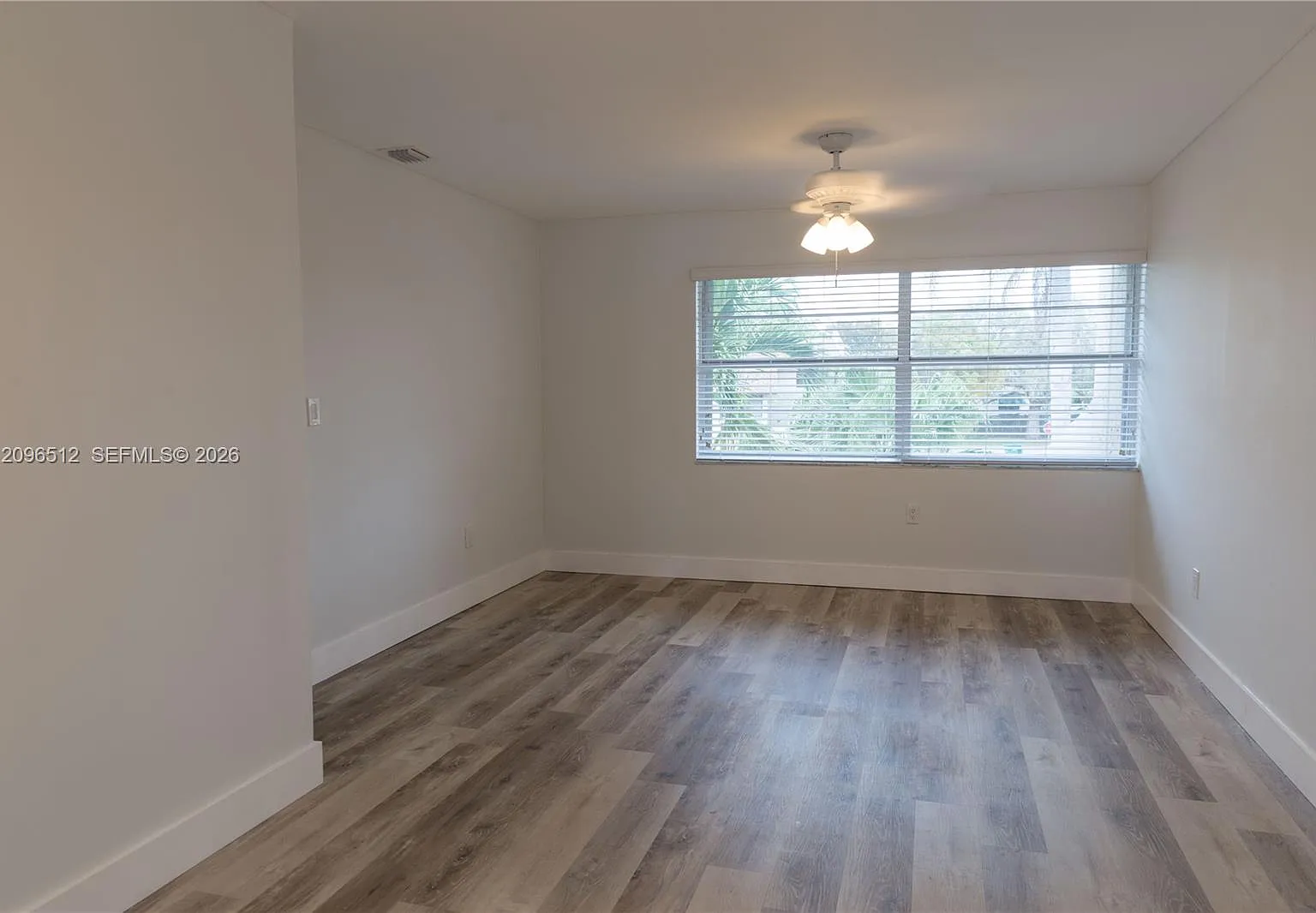 Snapper Creek Townhouses — Photo 4