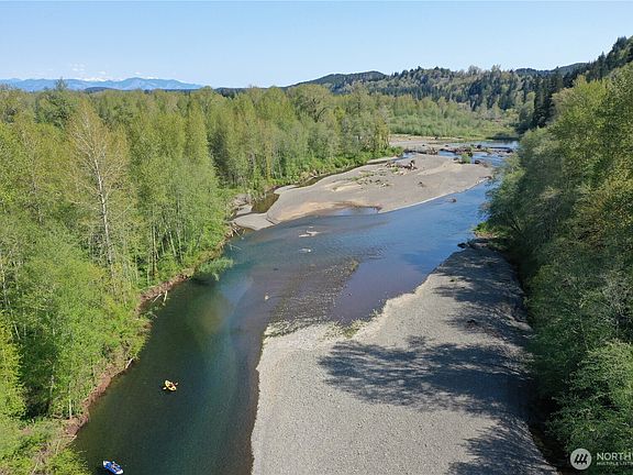 3rd image of 912 Middle Satsop Road