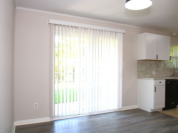 4th image of 114 Birch St