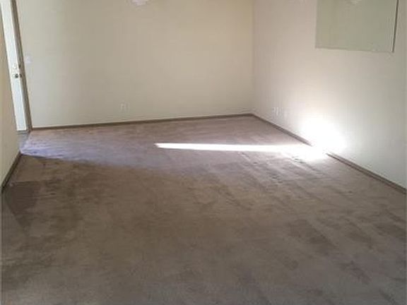 4th image of 676 NW Paragon Pl #1