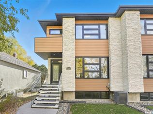 1106 7th St E, Saskatoon, SK S7H0Y9