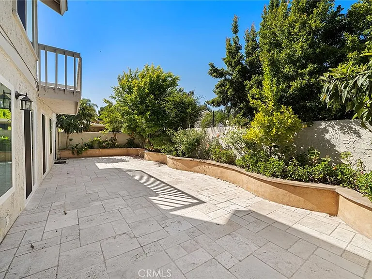 24295 Tahoe Ct — Photo 24
