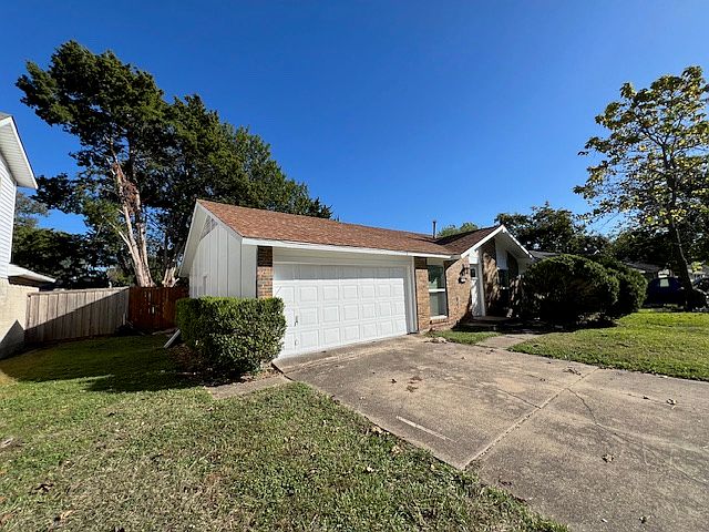 1st image of 114 Mariana Dr