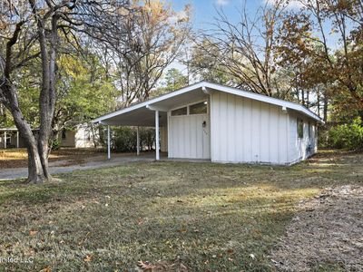 346 Queen Theresa Ln, Jackson, MS, 39209