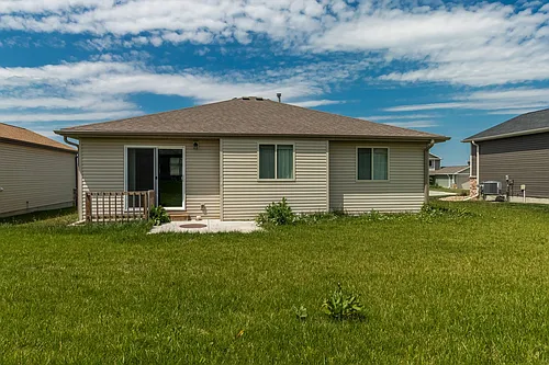 2849 W Rose St Photo 1