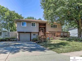2318 N 189th Cir, Elkhorn, NE 68022