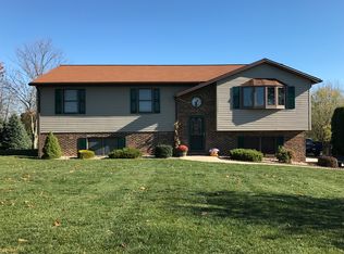 97 Pakalana St, Hilo, HI 96720