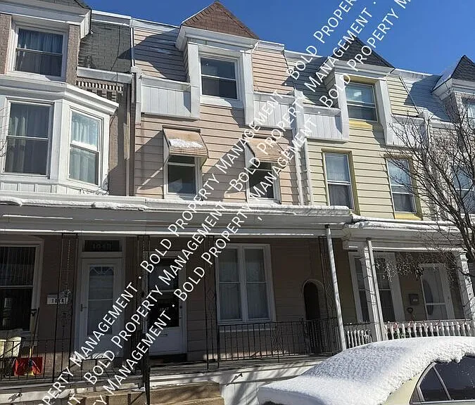 1047 Madison Ave — Photo 1