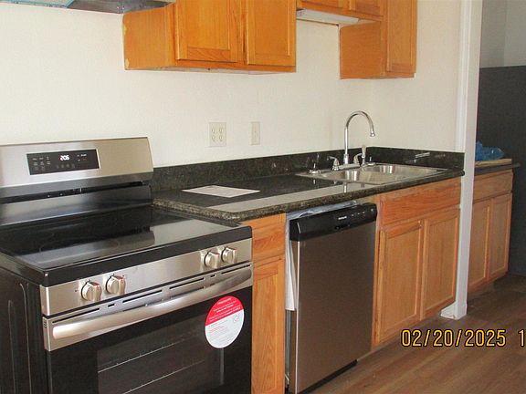 4th image of 3820 Ward Blvd