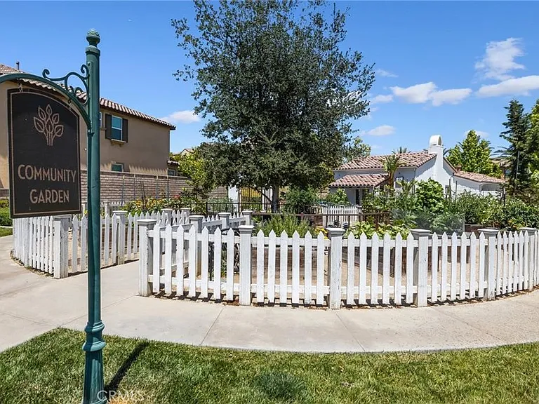 820 Brynlee Pl — Photo 30