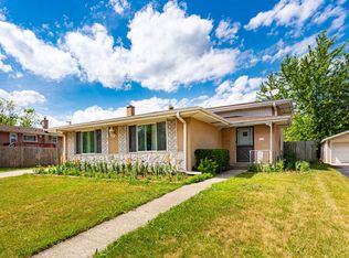 7826 Davis St, Morton Grove, IL 60053