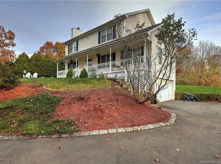 36 Dunbar Ln, Hamden, CT 06514