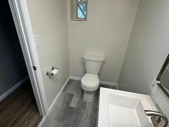 5th image of 212 Cherry St #214