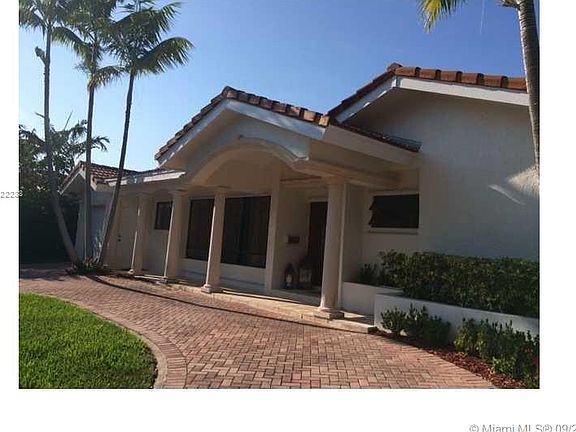 3rd image of 351 Beechwood Dr