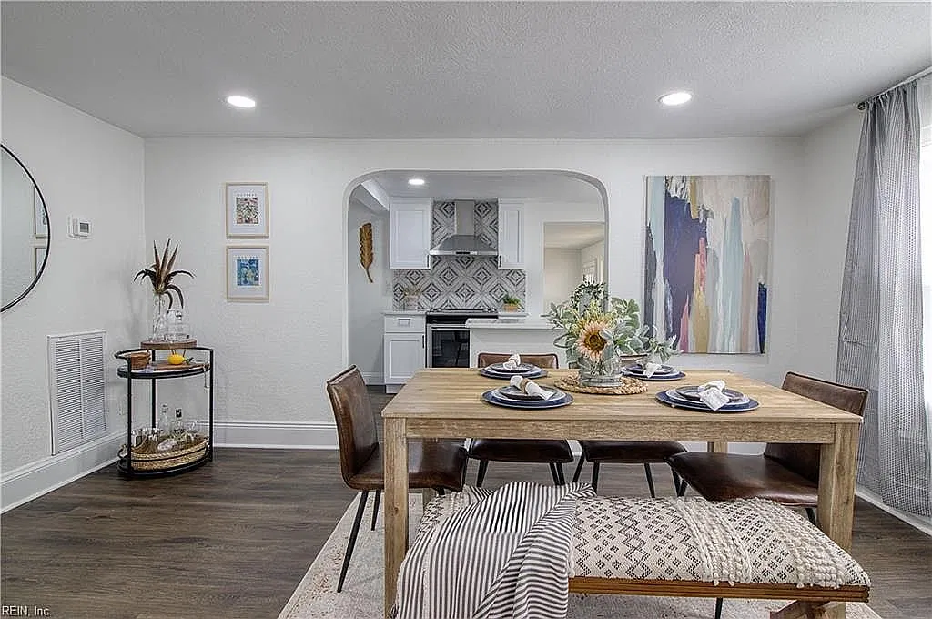 3 bed, 1500 sqft, $2,399 — Photo 4