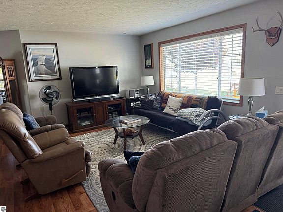 5th image of 6695 W Northshore Dr