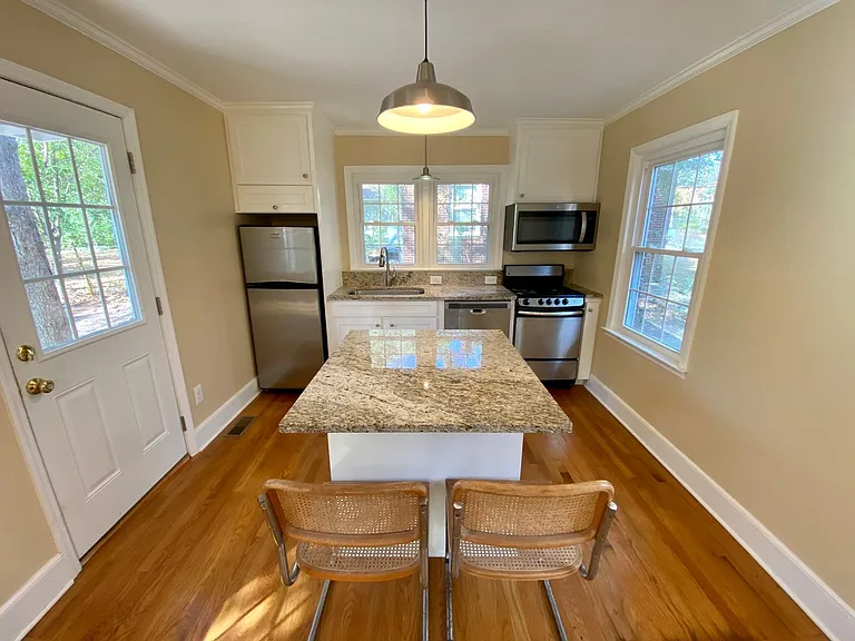 3848 Wilmot Ave — Photo 4