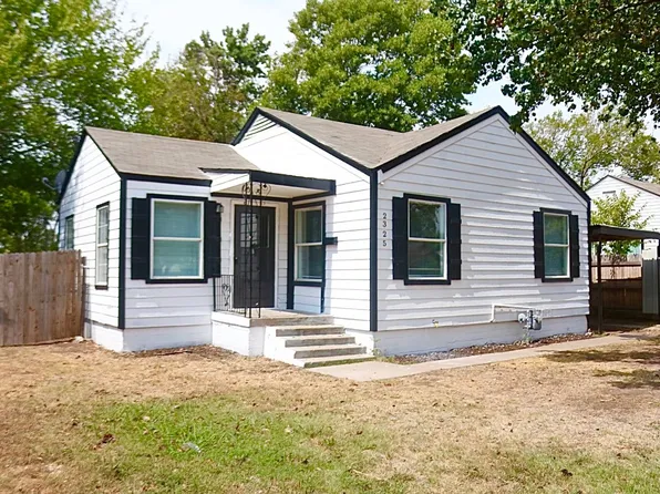 2325 N Chandler Dr W, Fort Worth, TX 76111