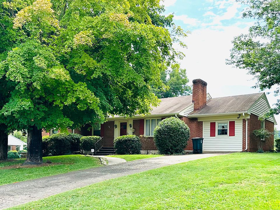 1st image of 5913 Hines Cir