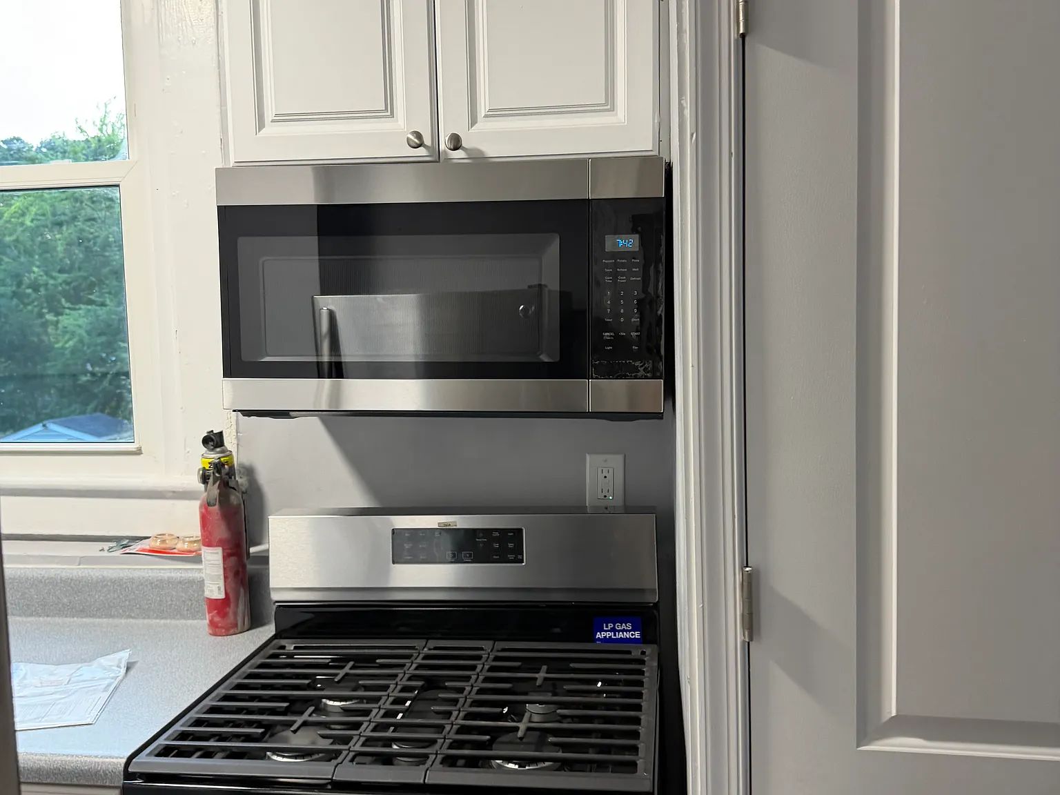 2 bed, 1200 sqft, $1,500 — Photo 3