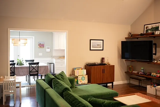 90 Torrey Pines Ln — Photo 5