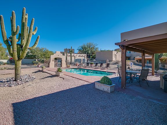 3rd image of 39004 N Habitat Cir