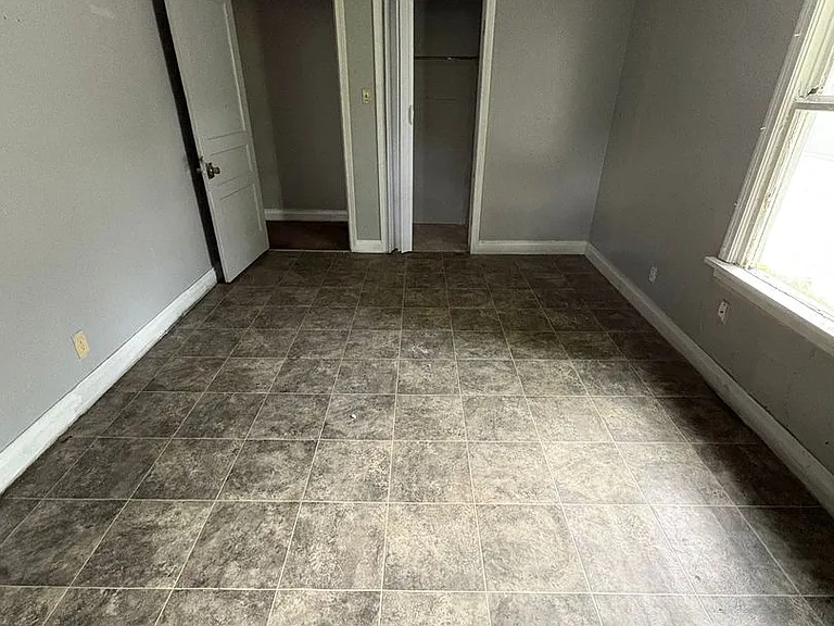 2723 Fulton St — Photo 4