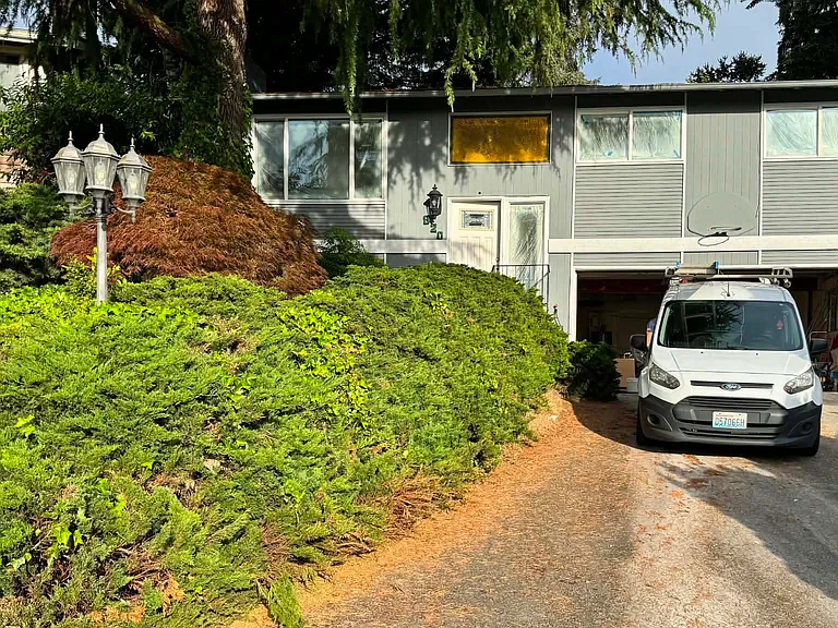820 Carter Pl — Photo 2