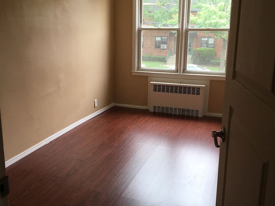 1st image of 18717 120th Ave