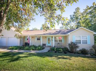 827 Cliffside Rd #27, Pikeville, TN 37367