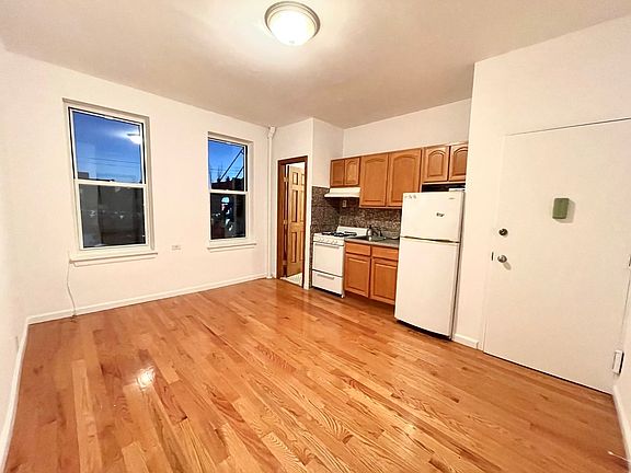 2nd image of 43-09 31st Ave #2S