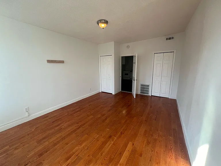 620 S 2nd St #3F — Photo 11