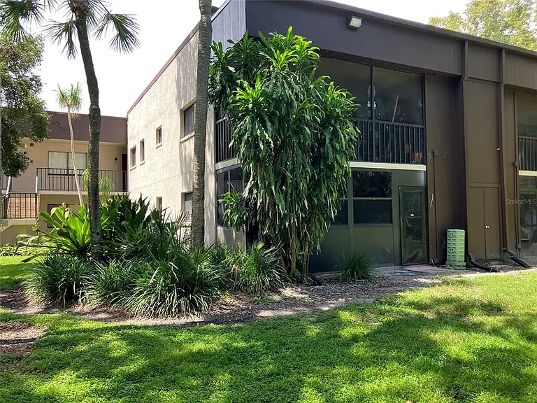 11703 Raintree Village Blvd #B — Photo 48